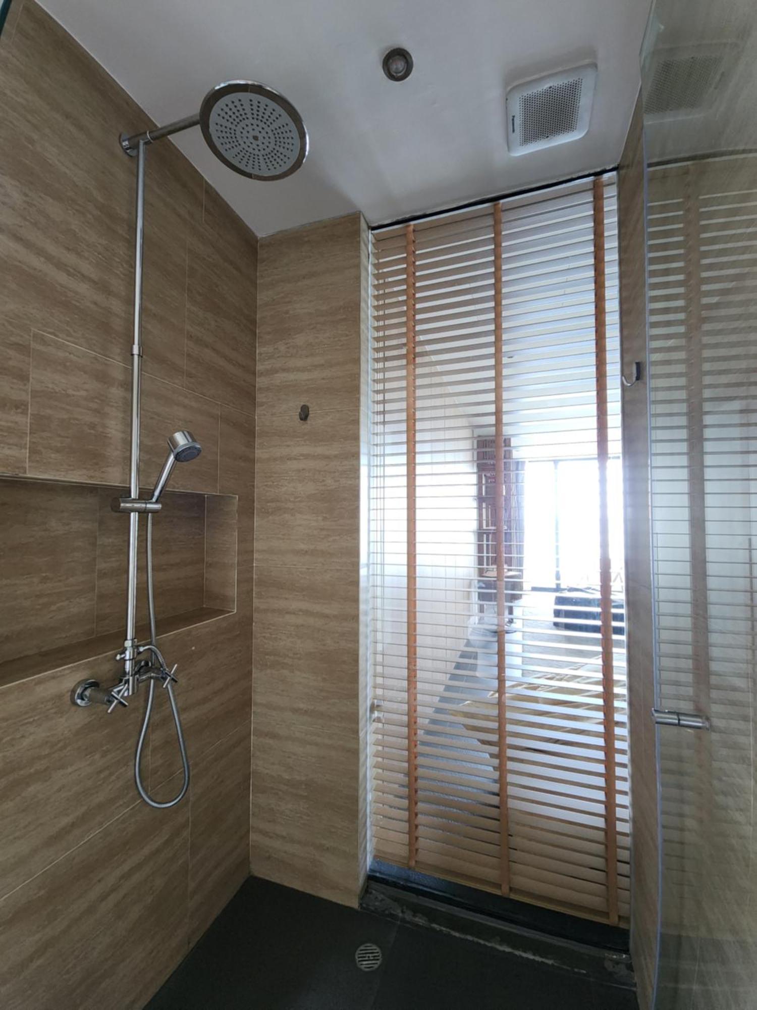 Luxury Beachfront Brahma 4 Bedroom At Ta-ke B